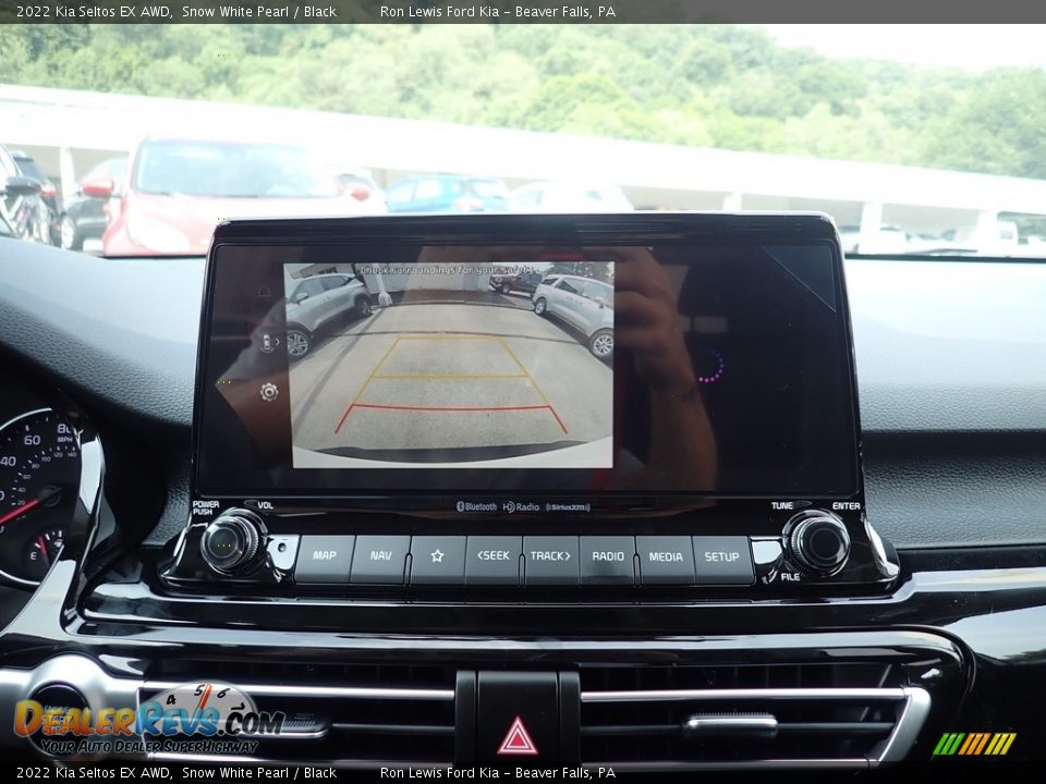 2022 Kia Seltos EX AWD Snow White Pearl / Black Photo #20