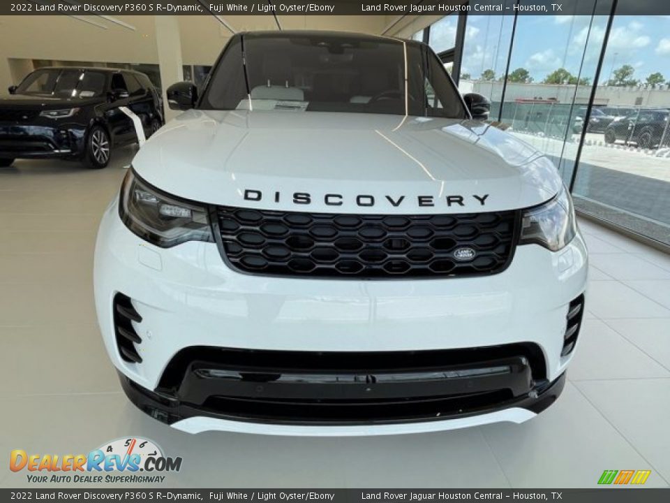 2022 Land Rover Discovery P360 S R-Dynamic Fuji White / Light Oyster/Ebony Photo #27