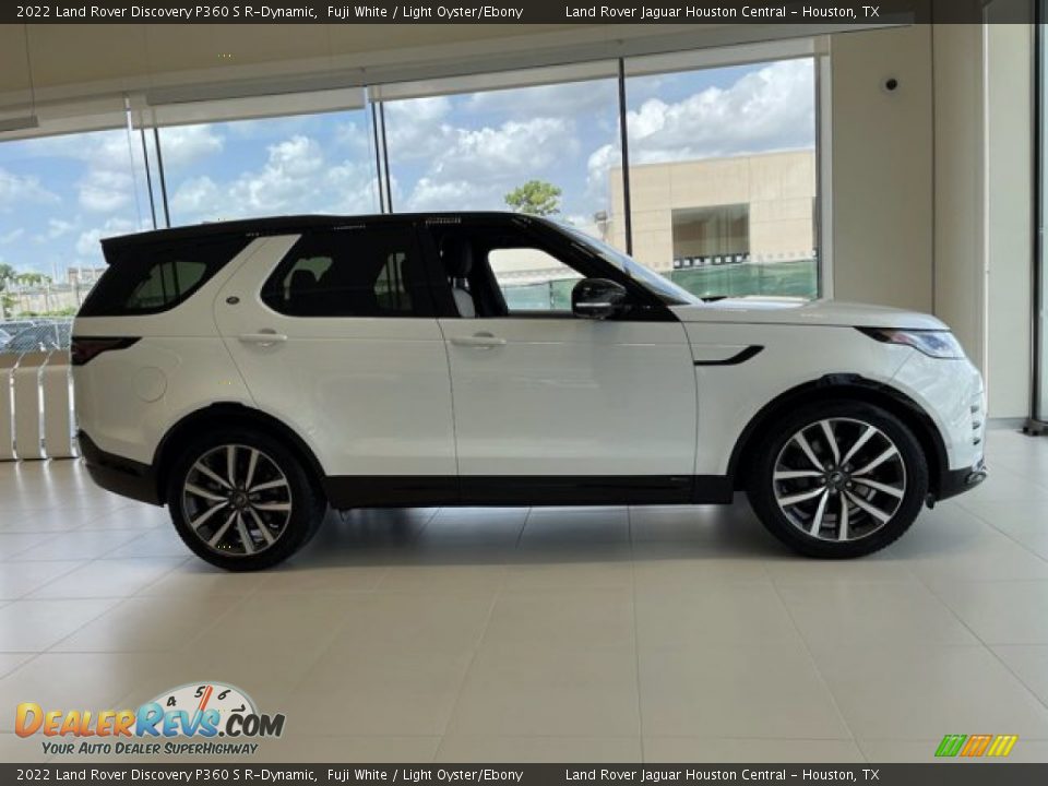 2022 Land Rover Discovery P360 S R-Dynamic Fuji White / Light Oyster/Ebony Photo #30