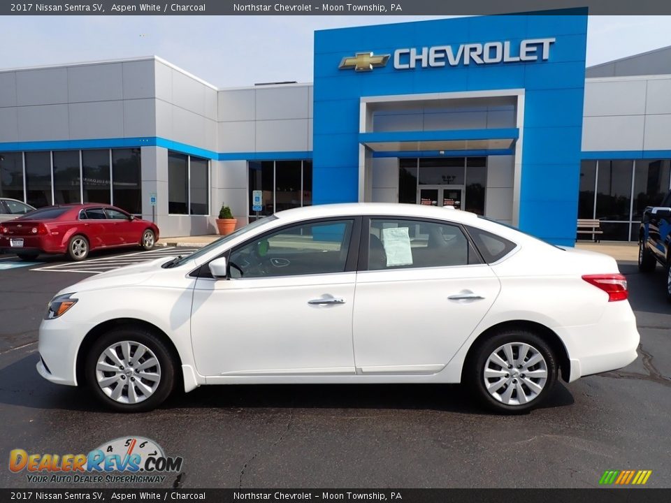 2017 Nissan Sentra SV Aspen White / Charcoal Photo #3