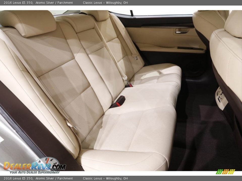 2016 Lexus ES 350 Atomic Silver / Parchment Photo #17