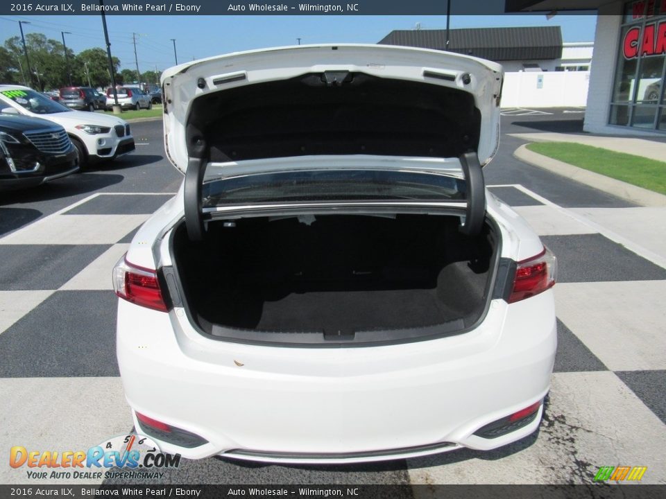 2016 Acura ILX Bellanova White Pearl / Ebony Photo #5