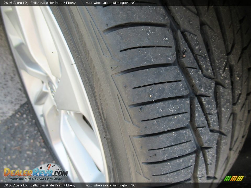 2016 Acura ILX Bellanova White Pearl / Ebony Photo #8