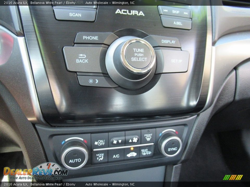 2016 Acura ILX Bellanova White Pearl / Ebony Photo #18