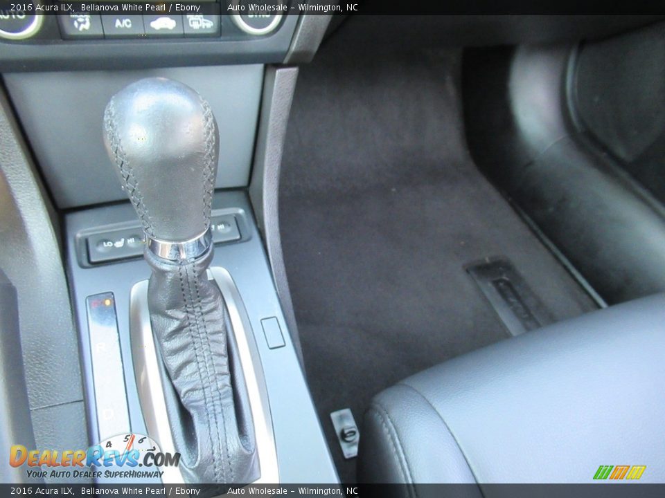 2016 Acura ILX Bellanova White Pearl / Ebony Photo #20