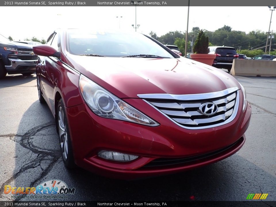 2013 Hyundai Sonata SE Sparkling Ruby / Black Photo #12