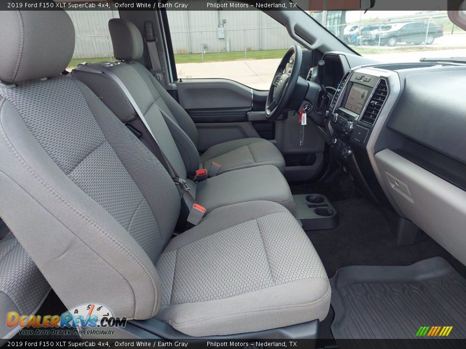2019 Ford F150 XLT SuperCab 4x4 Oxford White / Earth Gray Photo #28