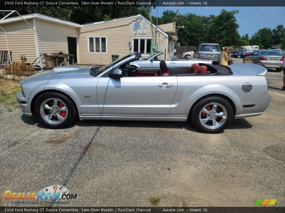 2006 Ford Mustang GT Deluxe Convertible Satin Silver Metallic / Red/Dark Charcoal Photo #2