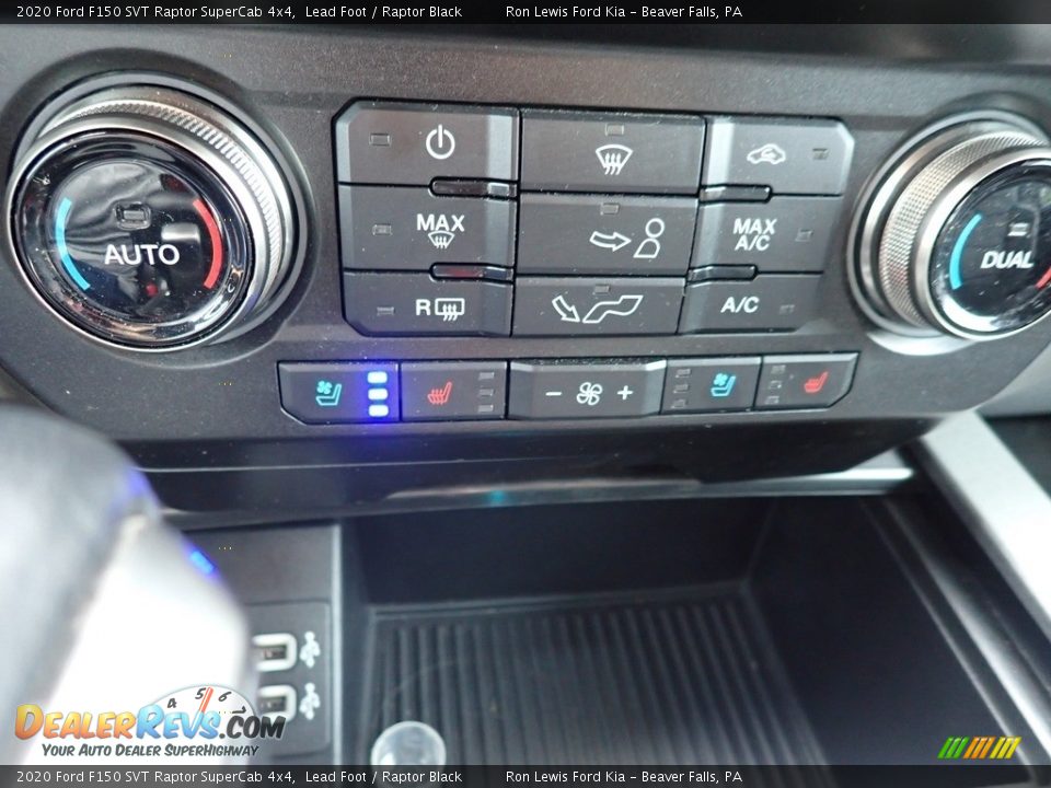 Controls of 2020 Ford F150 SVT Raptor SuperCab 4x4 Photo #15