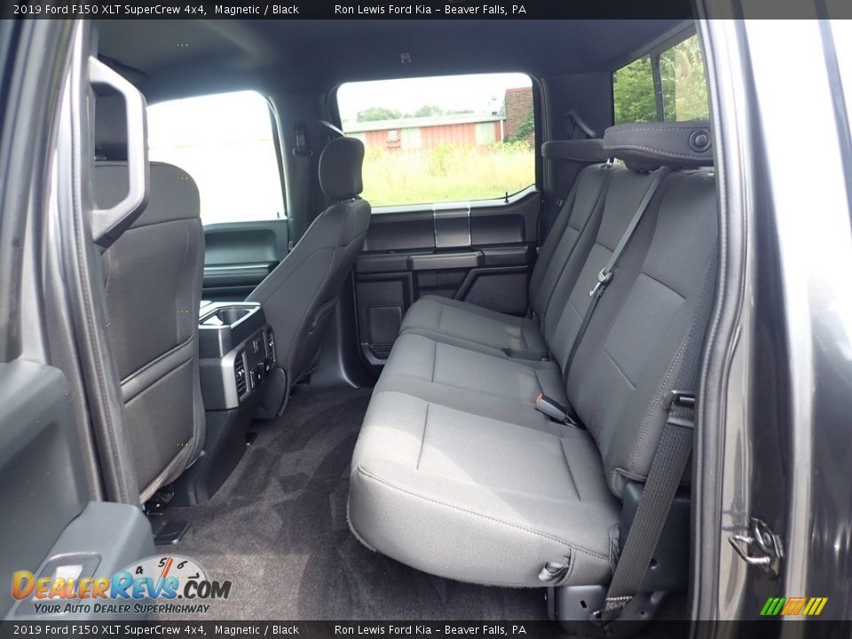 2019 Ford F150 XLT SuperCrew 4x4 Magnetic / Black Photo #12