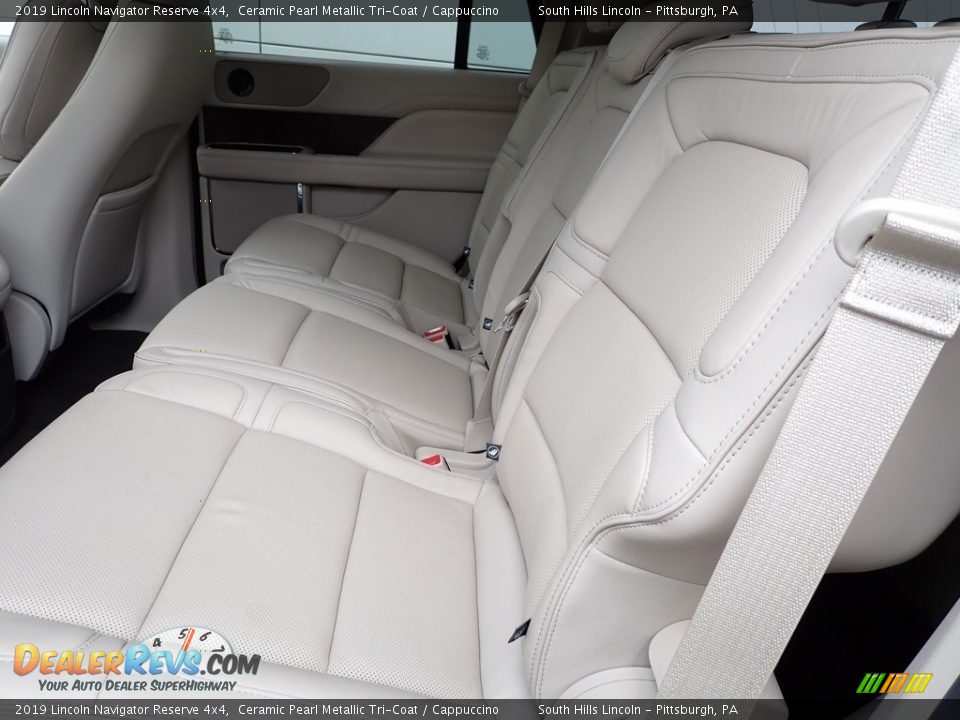 Rear Seat of 2019 Lincoln Navigator Reserve 4x4 Photo #17