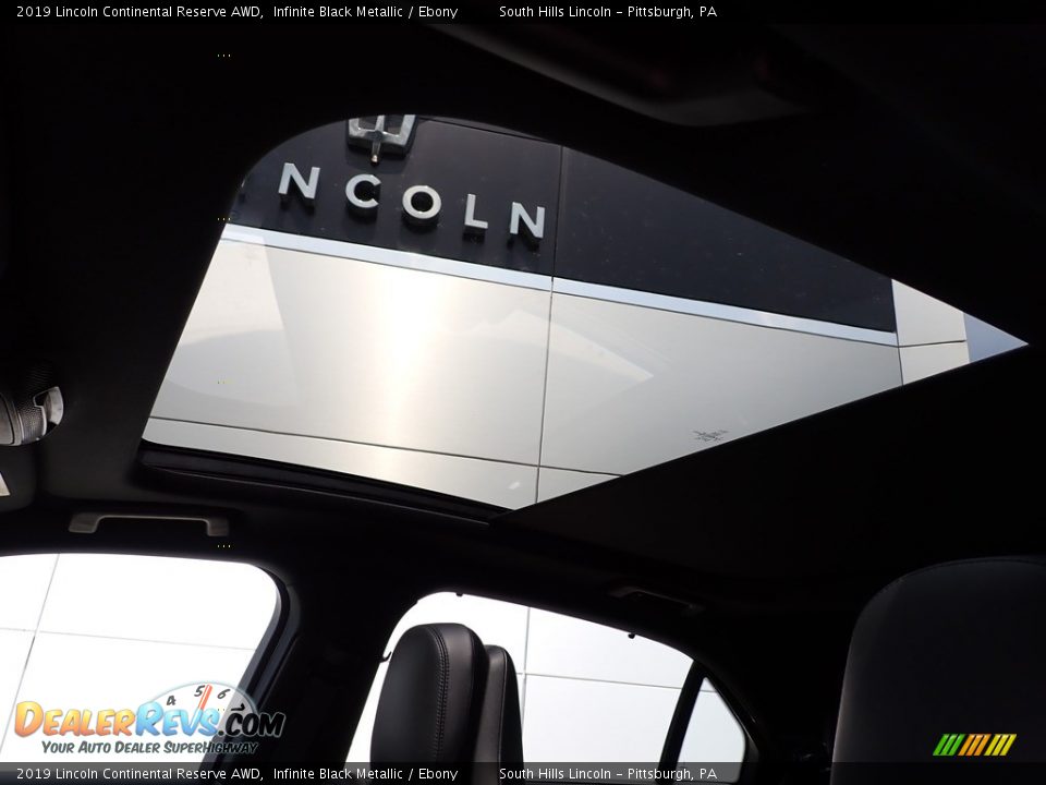 2019 Lincoln Continental Reserve AWD Infinite Black Metallic / Ebony Photo #19