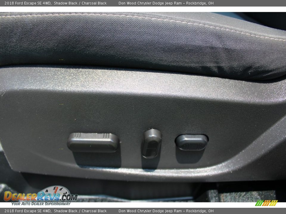 2018 Ford Escape SE 4WD Shadow Black / Charcoal Black Photo #18