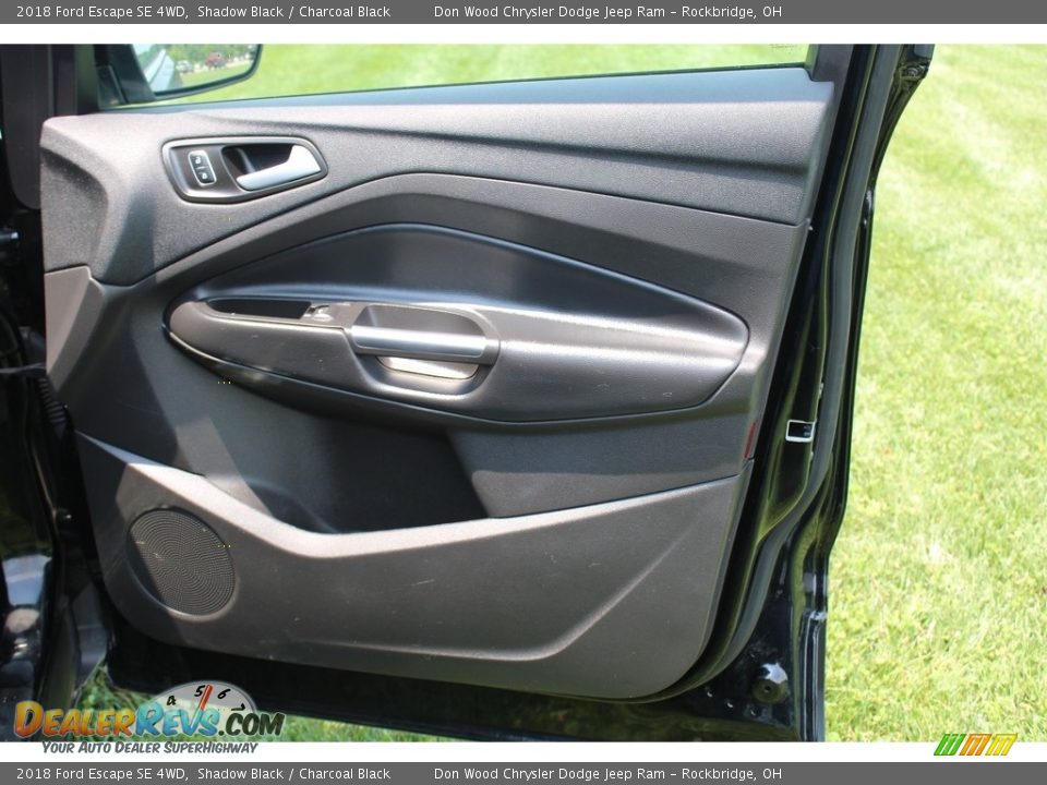 2018 Ford Escape SE 4WD Shadow Black / Charcoal Black Photo #32