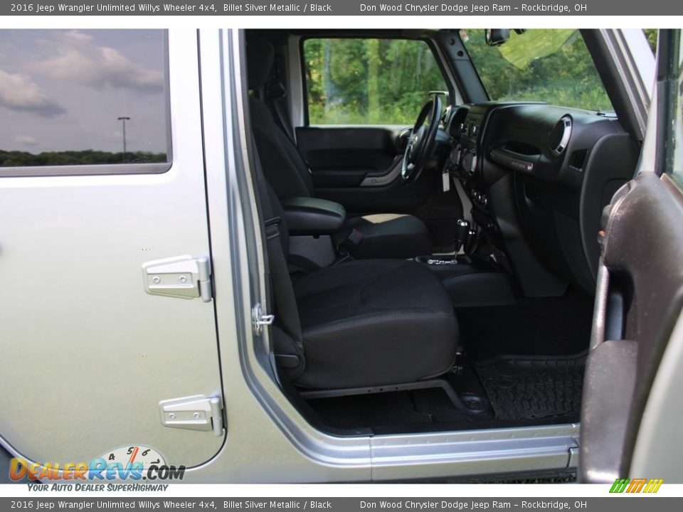 2016 Jeep Wrangler Unlimited Willys Wheeler 4x4 Billet Silver Metallic / Black Photo #31