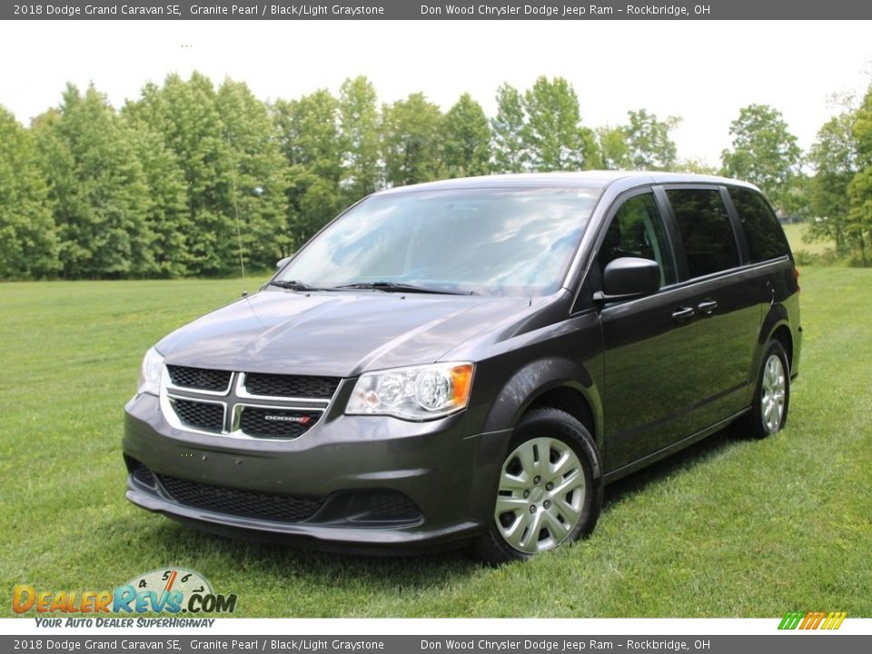2018 Dodge Grand Caravan SE Granite Pearl / Black/Light Graystone Photo #4