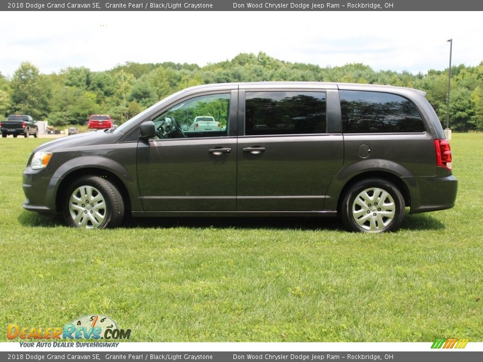 2018 Dodge Grand Caravan SE Granite Pearl / Black/Light Graystone Photo #5