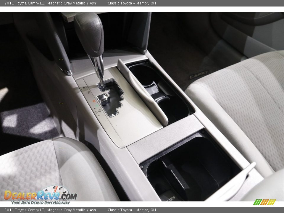 2011 Toyota Camry LE Magnetic Gray Metallic / Ash Photo #11