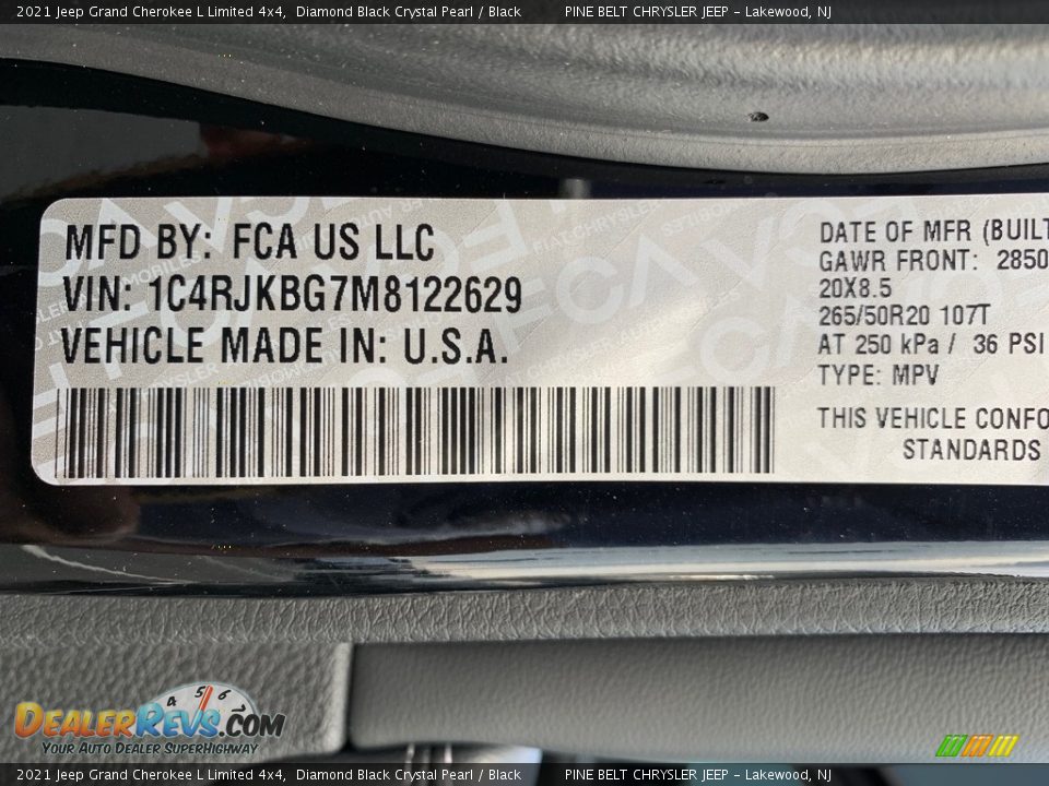 2021 Jeep Grand Cherokee L Limited 4x4 Diamond Black Crystal Pearl / Black Photo #14