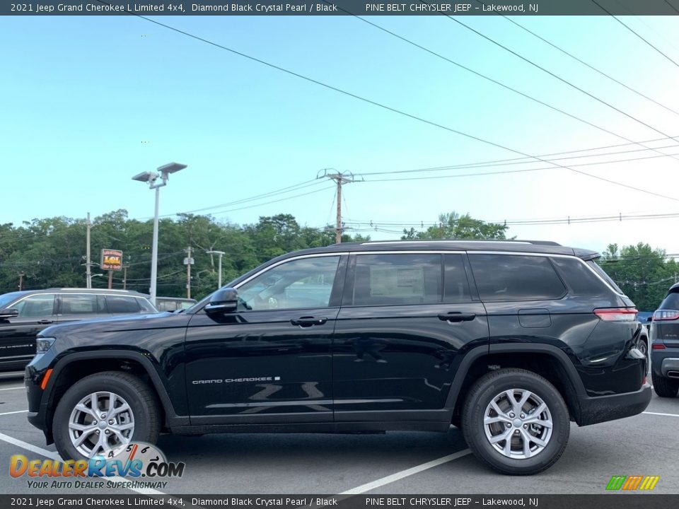 2021 Jeep Grand Cherokee L Limited 4x4 Diamond Black Crystal Pearl / Black Photo #4