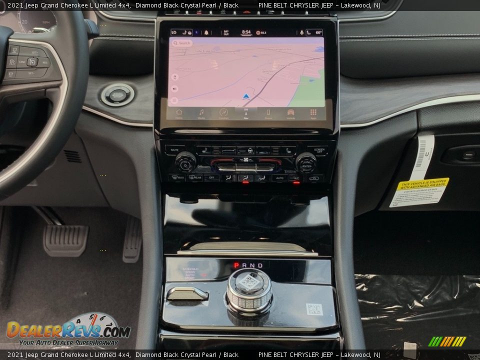 2021 Jeep Grand Cherokee L Limited 4x4 Diamond Black Crystal Pearl / Black Photo #10