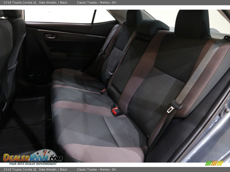 2018 Toyota Corolla LE Slate Metallic / Black Photo #15