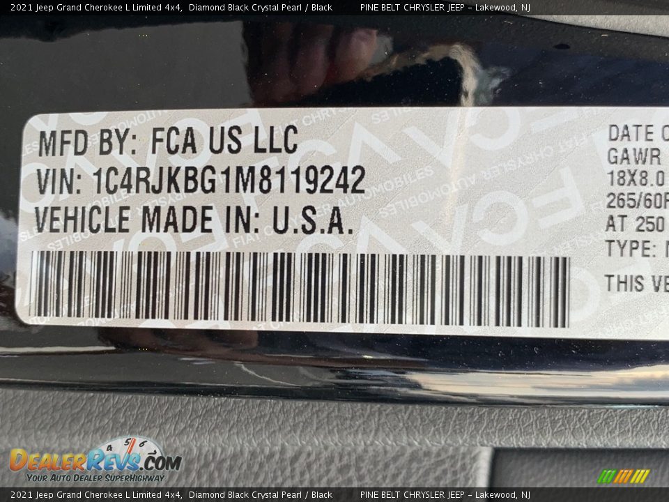 2021 Jeep Grand Cherokee L Limited 4x4 Diamond Black Crystal Pearl / Black Photo #14