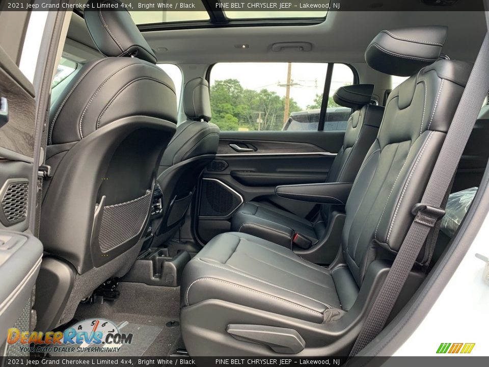 Rear Seat of 2021 Jeep Grand Cherokee L Limited 4x4 Photo #9