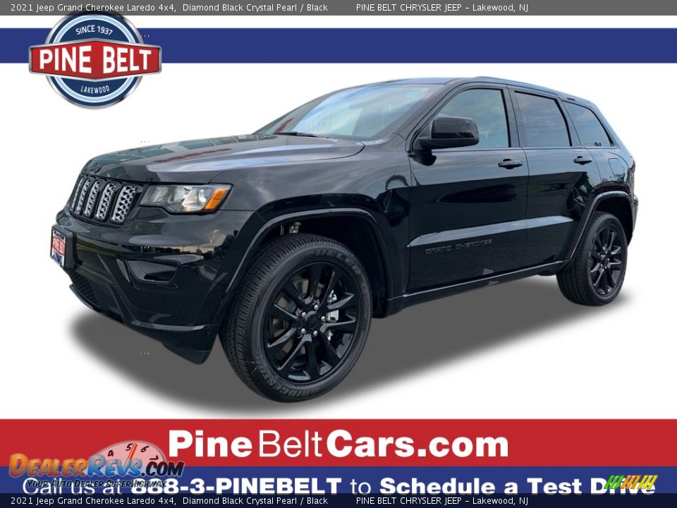 2021 Jeep Grand Cherokee Laredo 4x4 Diamond Black Crystal Pearl / Black Photo #1