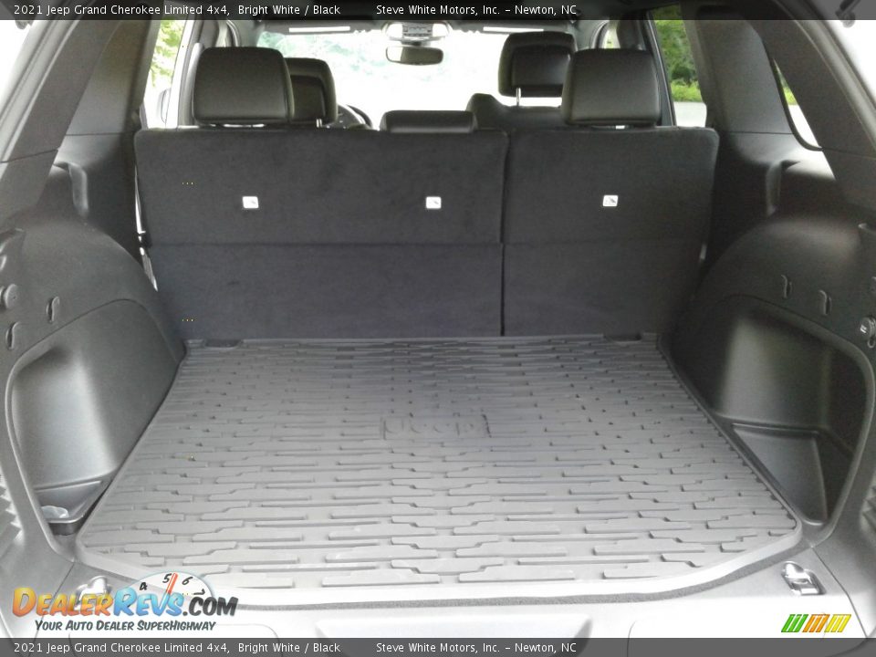 2021 Jeep Grand Cherokee Limited 4x4 Bright White / Black Photo #17