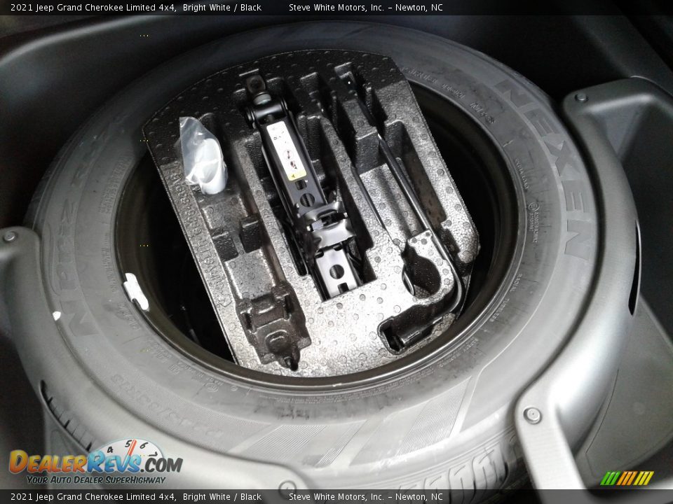 2021 Jeep Grand Cherokee Limited 4x4 Bright White / Black Photo #18