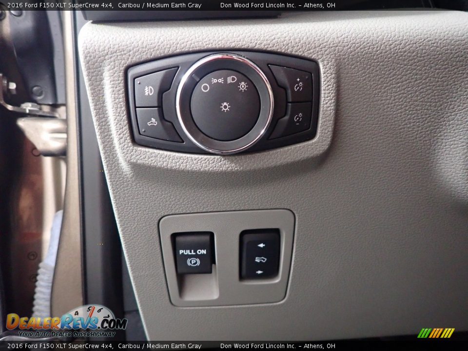 2016 Ford F150 XLT SuperCrew 4x4 Caribou / Medium Earth Gray Photo #31