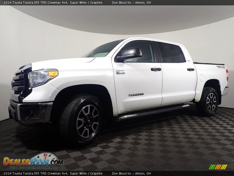 2014 Toyota Tundra SR5 TRD Crewmax 4x4 Super White / Graphite Photo #8