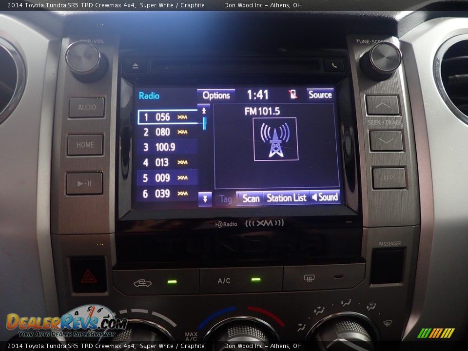 2014 Toyota Tundra SR5 TRD Crewmax 4x4 Super White / Graphite Photo #25