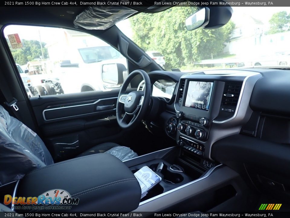 2021 Ram 1500 Big Horn Crew Cab 4x4 Diamond Black Crystal Pearl / Black Photo #11