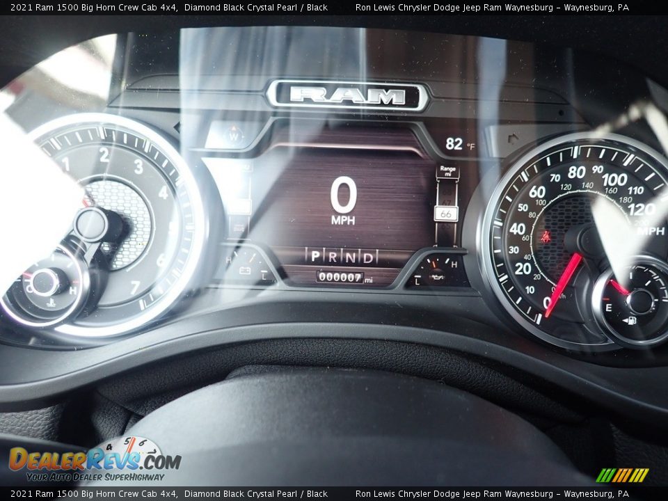 2021 Ram 1500 Big Horn Crew Cab 4x4 Diamond Black Crystal Pearl / Black Photo #16
