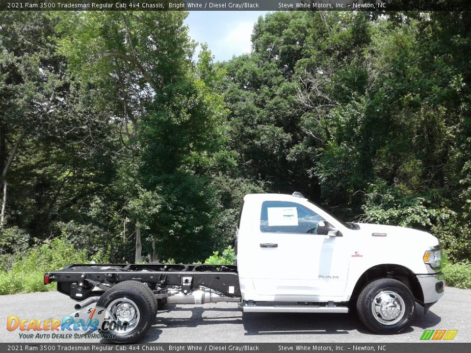 2021 Ram 3500 Tradesman Regular Cab 4x4 Chassis Bright White / Diesel Gray/Black Photo #5