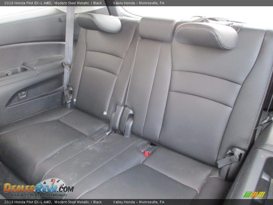 2019 Honda Pilot EX-L AWD Modern Steel Metallic / Black Photo #12