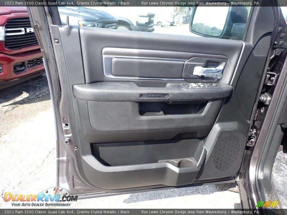2021 Ram 1500 Classic Quad Cab 4x4 Granite Crystal Metallic / Black Photo #14