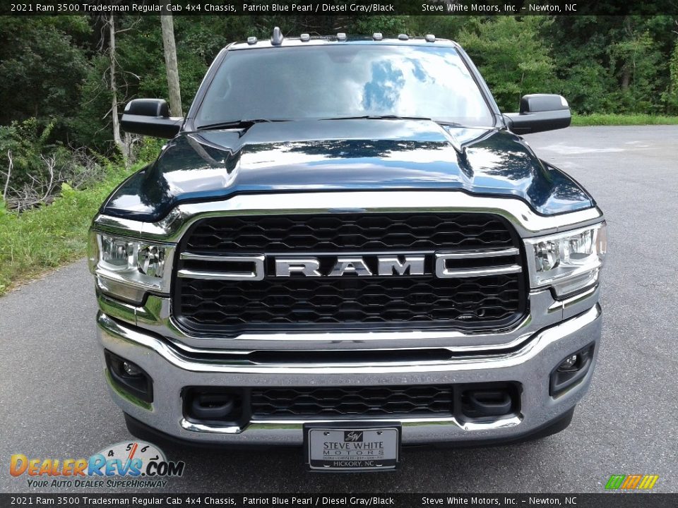 2021 Ram 3500 Tradesman Regular Cab 4x4 Chassis Patriot Blue Pearl / Diesel Gray/Black Photo #3