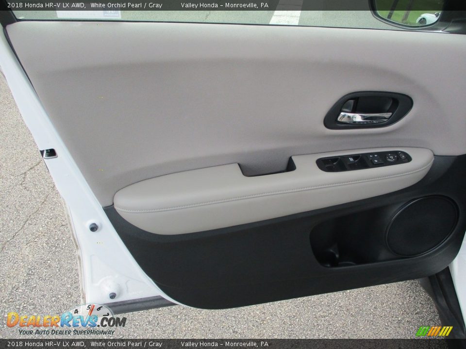 2018 Honda HR-V LX AWD White Orchid Pearl / Gray Photo #11