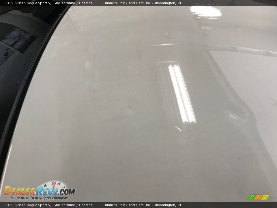2019 Nissan Rogue Sport S Glacier White / Charcoal Photo #21