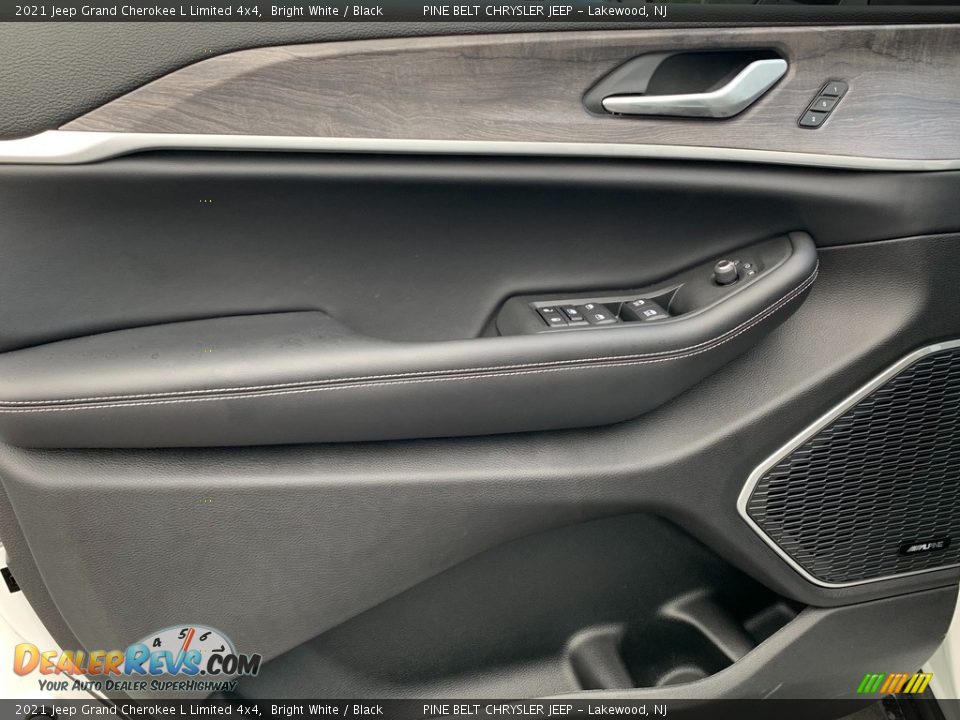 Door Panel of 2021 Jeep Grand Cherokee L Limited 4x4 Photo #12