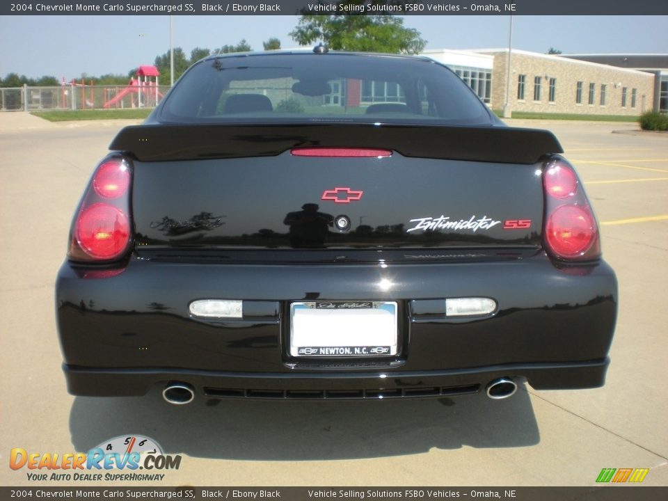 2004 Chevrolet Monte Carlo Supercharged SS Black / Ebony Black Photo #17