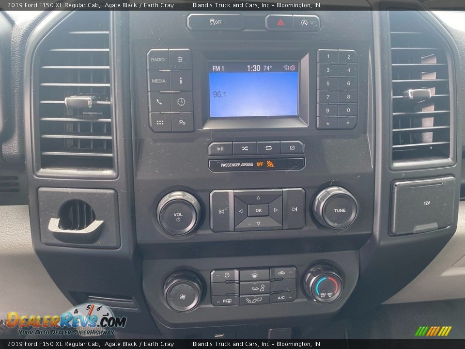 2019 Ford F150 XL Regular Cab Agate Black / Earth Gray Photo #20