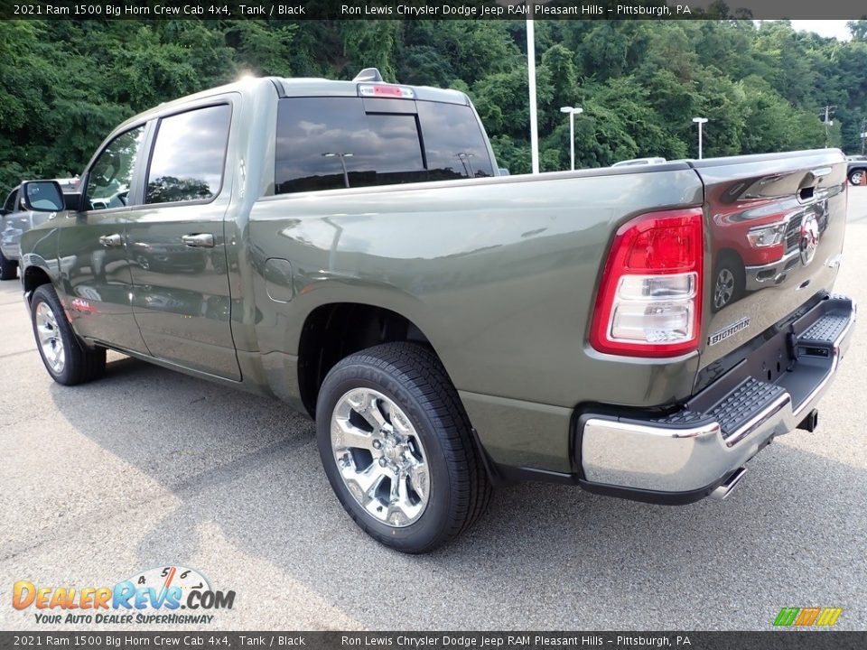 2021 Ram 1500 Big Horn Crew Cab 4x4 Tank / Black Photo #3