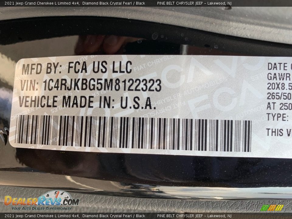 2021 Jeep Grand Cherokee L Limited 4x4 Diamond Black Crystal Pearl / Black Photo #14