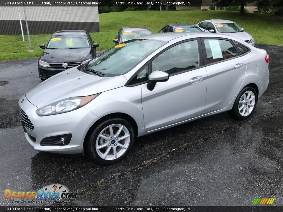 2019 Ford Fiesta SE Sedan Ingot Silver / Charcoal Black Photo #2