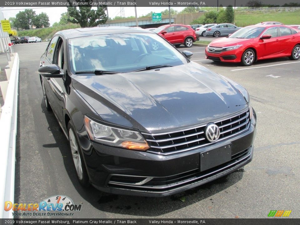 2019 Volkswagen Passat Wolfsburg Platinum Gray Metallic / Titan Black Photo #6