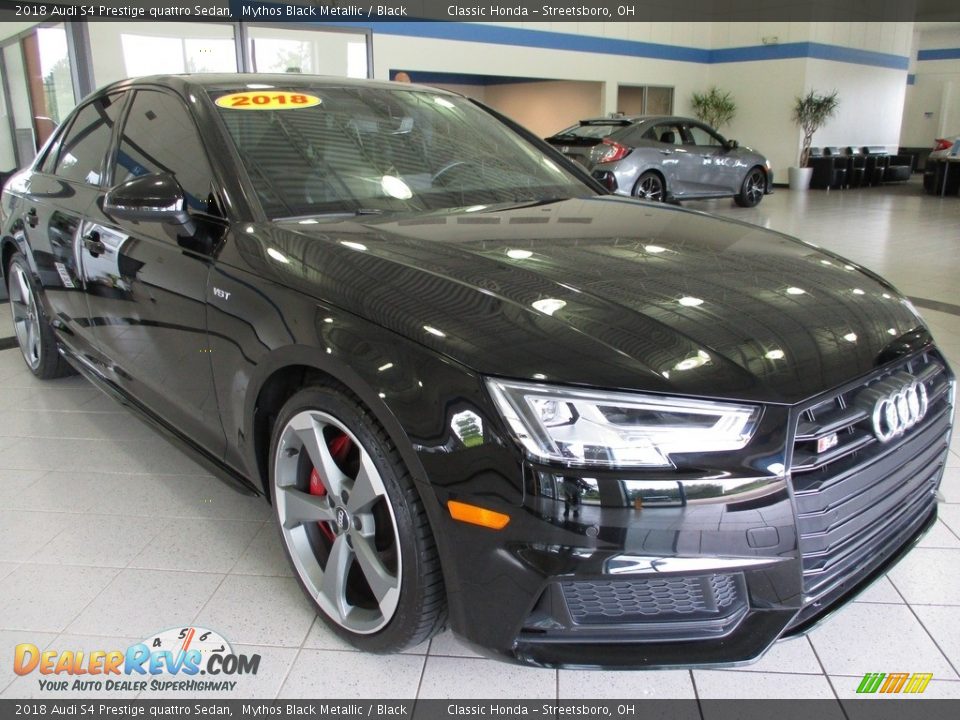 Front 3/4 View of 2018 Audi S4 Prestige quattro Sedan Photo #4